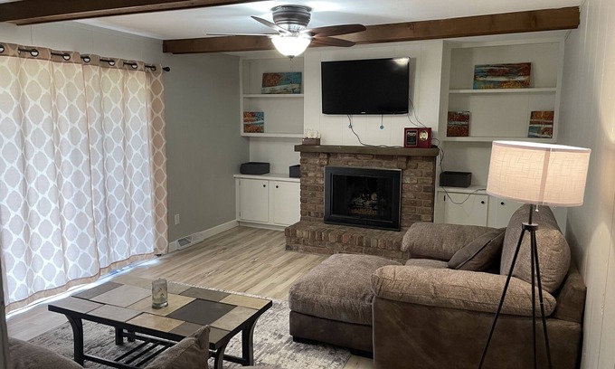 South Bend House | Comfortable spacious home