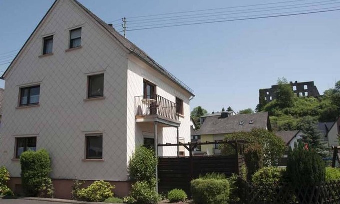 Ulmen Apartment | Comfortable vacation apartment in the heart of Ulmen in the Eifel region