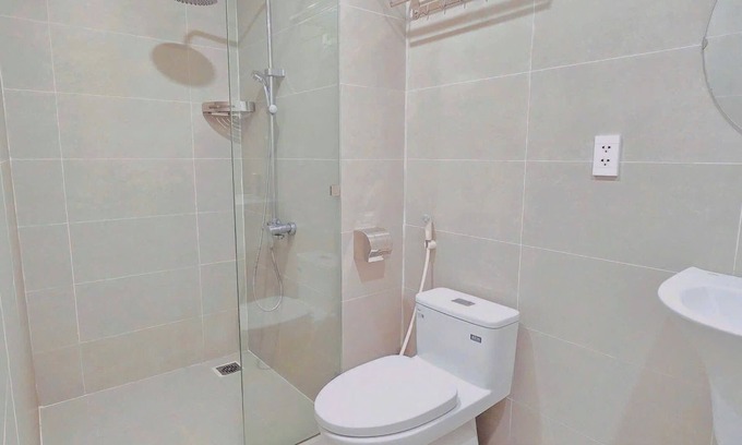 Nhat Tan Apartment | Comfy 1 Bedroom Apartment–Walk to Lottemall Tay Ho