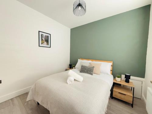 Port Talbot Apartment | Comfy 4 Bed Home - Port Talbot - Perfect for Contractors & Families