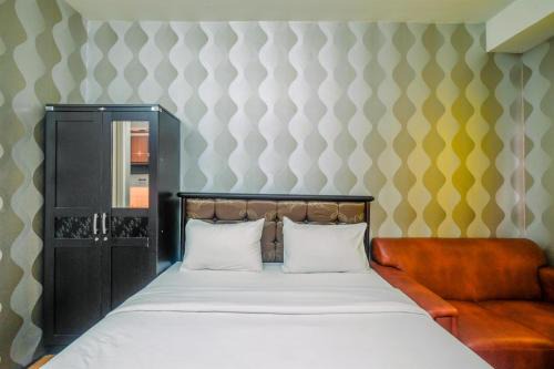 Cipulir Apartment | Comfy and Minimalist Studio at Pakubuwono Terrace Apartment By Travelio