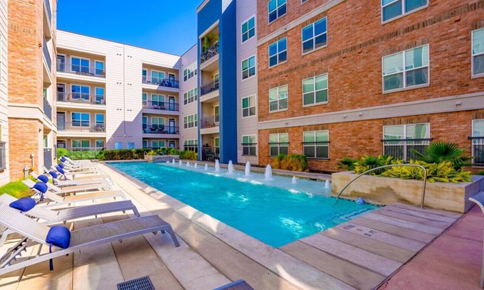 Alamo Heights Apartment | Comfy Chic King Bed Refreshing Office Desk w/Pool