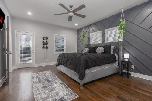 Sylvan Hills House | Comfy Spacious Zen Family Home By Airport-King Bed-Grill