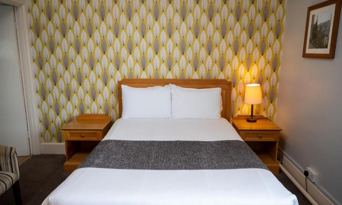 Boscombe House | Commodore Hotel by Greene King Inns