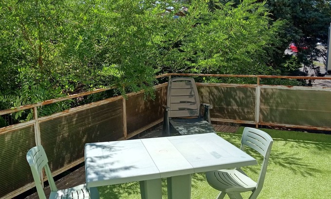 Brives-Charensac Apartment | Complete apartment with terrace