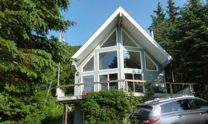 Jersey Cove House | Comraich Iolaire/Eagle Sanctuary-gorgeous view St. Ann's Bay on Cabot Trail