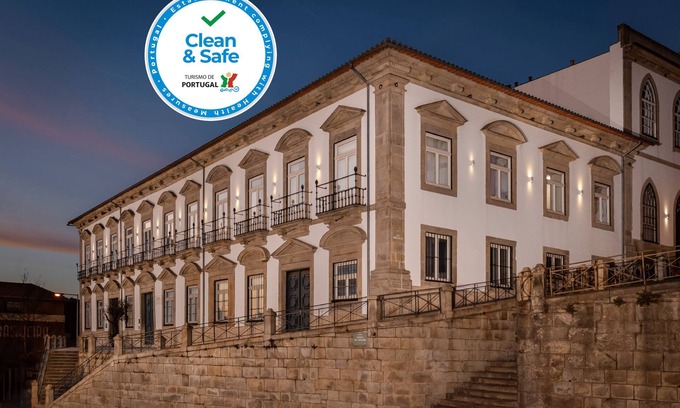Centro / Baixa Apartment | Condes de Azevedo Palace