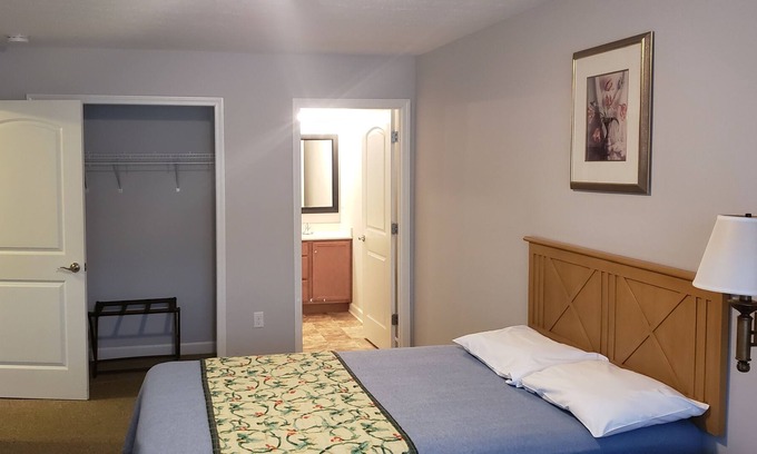 Georgetown Condo | Condo Unit #13 on Longview Golf Club