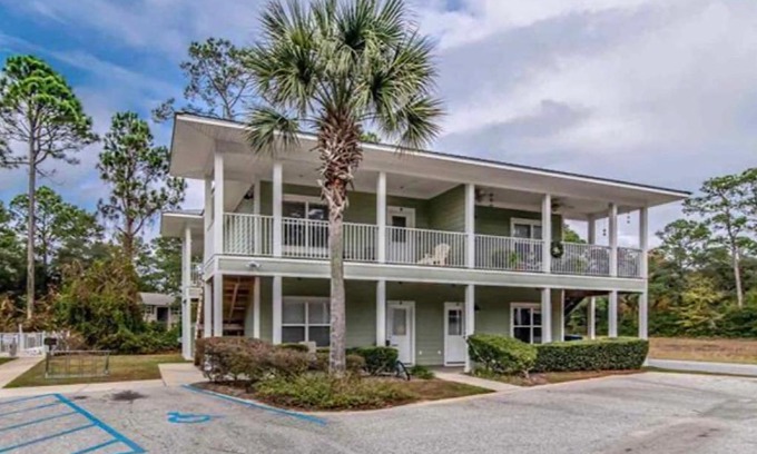 Gulf Shores Apartment | Condo w Pool near beaches, dining, shopping, etc