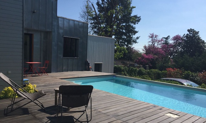 Saint-Didier-au-Mont-d'Or Villa | Contemporary villa with private pool 4.5 X 8. Relaxation and proximity to Lyon