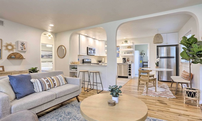 Sunset House | Contemporary Boise House w/Large Backyard!