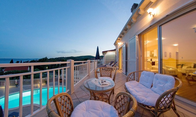 Sumartin Villa | Contemporary villa with sea view and private pool, up to 18 personsn