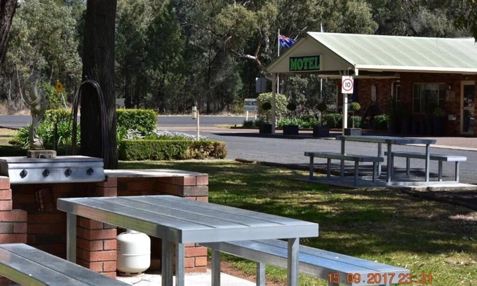 Gilgandra Hotel | COOEE MOTEL