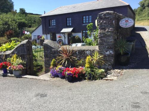 Torpoint Bed & Breakfast | Coombe House B&B