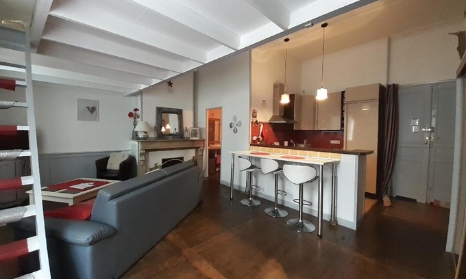 Saint-Girons Apartment | coquet studio en mezzanine NUIT pour 2 personnes