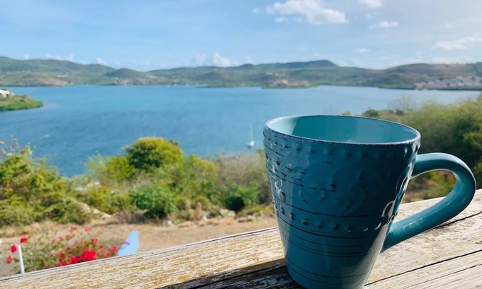 Culebra Pueblo Apartment | Coqui Beach Home, Beach View CULEBRA