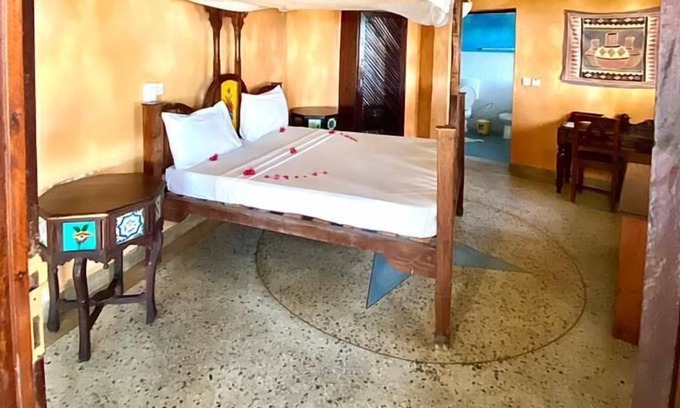 Kiwengwa Hotel | Coral Reef Beach Resort
