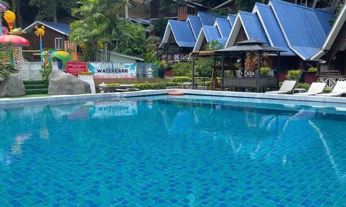 Pulau Perhentian Besar Resort | CoralView Perhentian BlueStar
