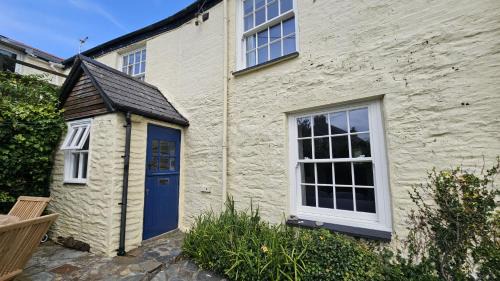 St. Mawes House | Corner Cottage