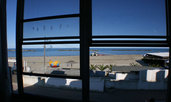 Lido delle Nazioni Villa | Corner villa with sea view in private Residence facing the sea at 50 meters. from the centre