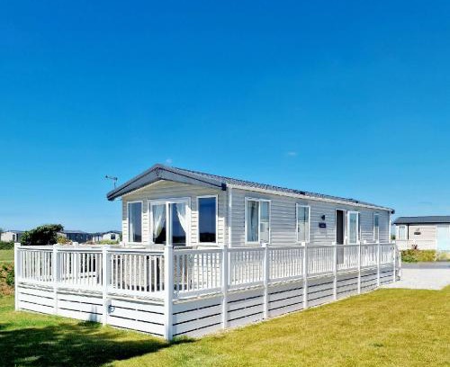 Truro Resort | Cornwall Caravan Retreat, Near Perranporth, 3 Bedroom