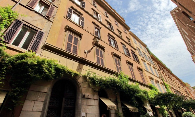 Rione IV Campo Marzio Apartment | Corso Loft