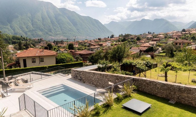 Tremezzina House | Corte Masnate "Blu" - Lenno by LoveComo