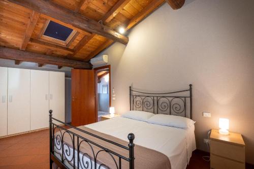 Sud-Ovest Apartment | Corte Roveggia - Bilocale Monet