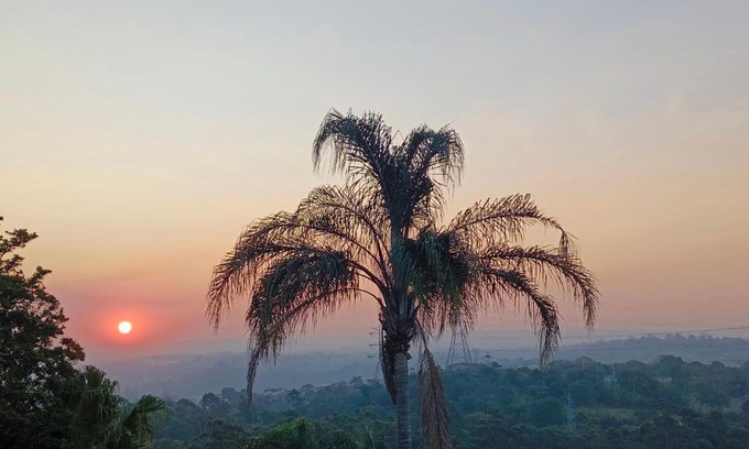 Queensburgh Bed & Breakfast | Cosmic Retreat - Family Guest Home