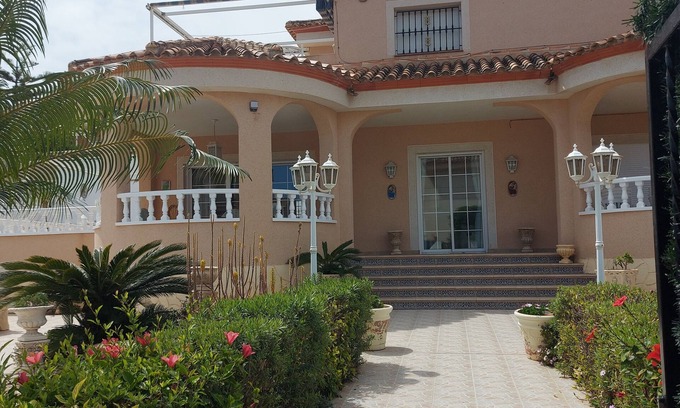 San Miguel de Salinas Villa | Costa Blanca Luxury villa with private pool on exclusive quiet development
