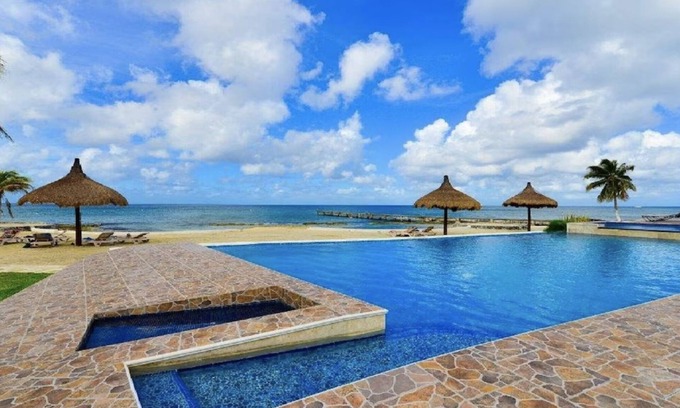 Cozumel House | Costa del Sol Cozumel B5 - Charming Luxurious Villa Coralina