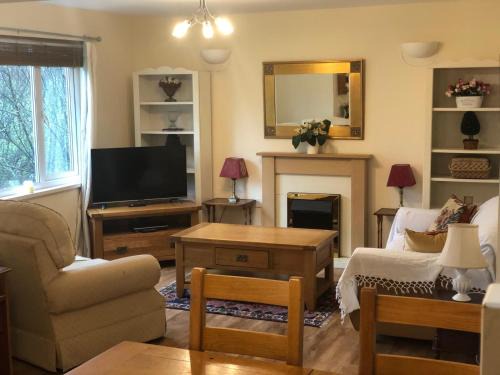Saint Breward House | Cosy 3 Bed lodge on 35 acre Holiday Estate