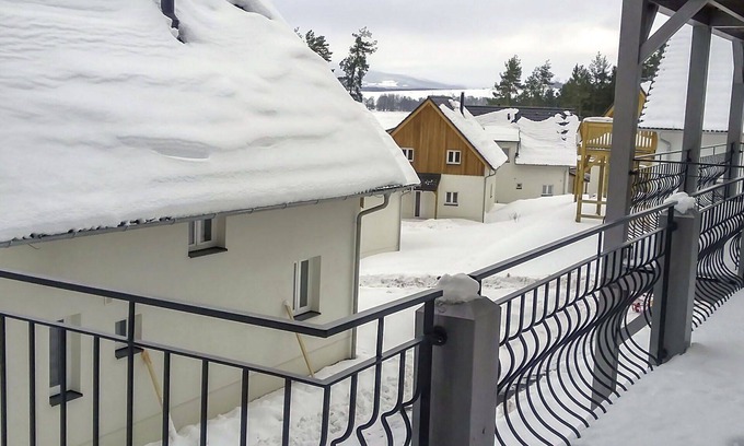 Lojzova Paseka Apartment | Cosy apartment for 2 people with WIFI, TV, balcony and pets allowed