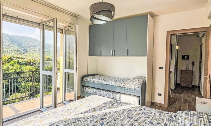 Ceriale Apartment | Cosy apartment for 4 people with A/C, WIFI, TV and balcony