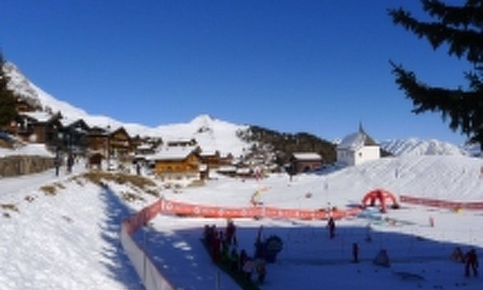 Bettmeralp Apartment | Cosy apartment for 4 guests with WIFI, TV and balcony