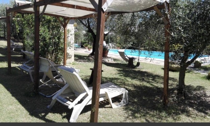 Pietrauta Apartment | Cosy apartment for 4 guests with pool, WIFI, patio, panoramic view and parking, close to Spoleto