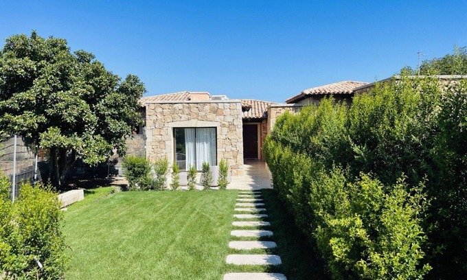 Puntaldia House | Cosy apartment in villa for 2 guests with A/C, pool, TV and terrace