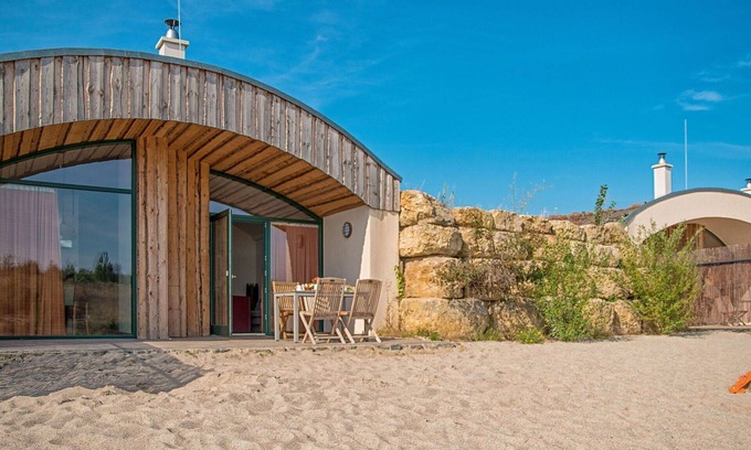 Grossposna House | Cosy apartment in villa for 4 guests with WIFI, TV, terrace and parking