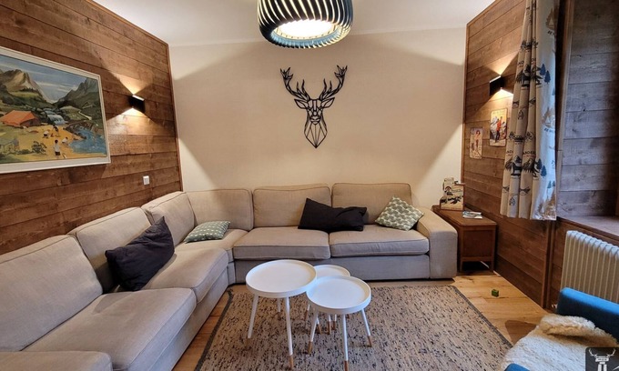Plainfaing House | Cosy chalet-style house