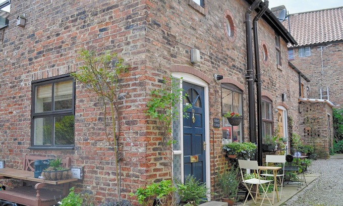 Thirsk Cottage | Cosy cottage full of character and charm, located very close to the centre of Thirsk.