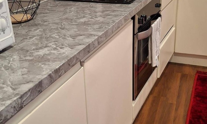 Edmonton House | Cosy Entire House Open Kitchen 2 Bedroom for 5