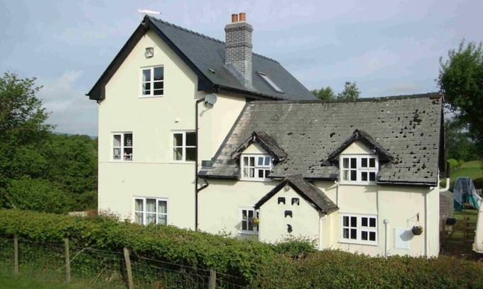 Llangammarch Wells Cottage | Cosy rural cottage in mid Wales