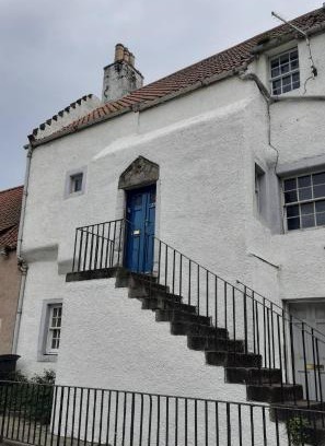 Burntisland Apartment | Cosy seaside flat - 40 min to Edinburgh