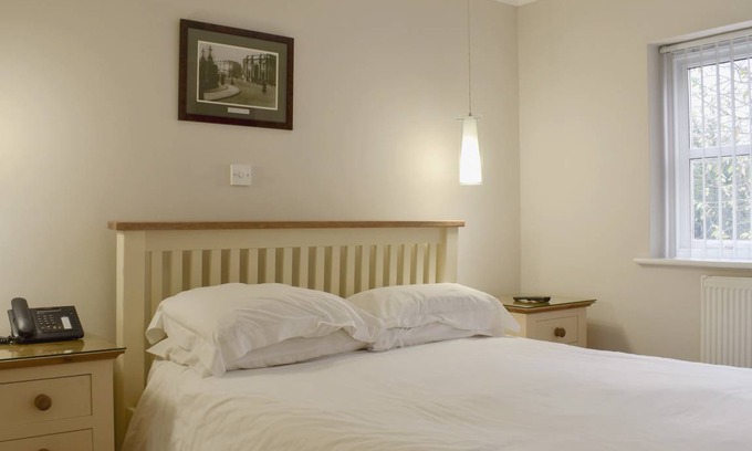 Norton Sub Hamdon Cottage | Cottage ∙ 4 bedrooms ∙ 7 guests