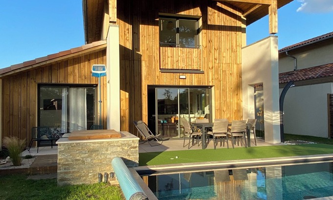 Moliets-et-Maa Cottage | Cottage 95 m² - near ocean - private garden and pool - Moliets - 4 people
