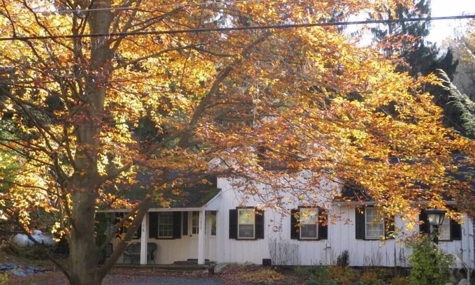 Trumansburg House | Cottage at Taughannock: State Park, Cayuga Lake, Ithaca, & Cornell
