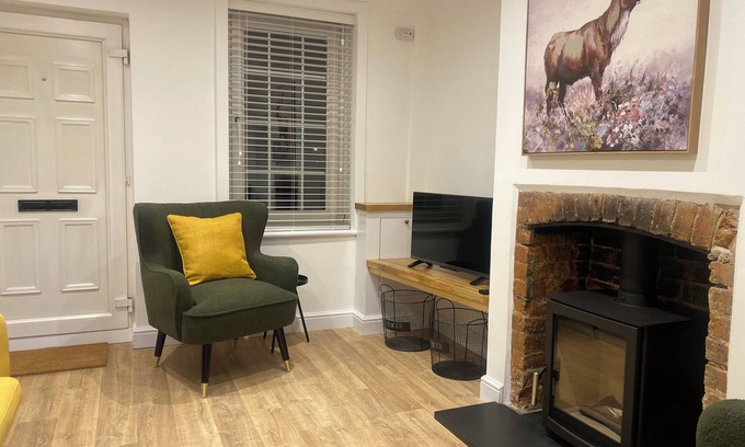 Mersham Cottage | Cottage, in Mersham village. Ideal for Le shuttle & Ashford Designer Outlet