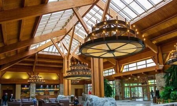 Kawartha Lakes House | Cottage on Riverfront/Forest/Hot tub/Privacy