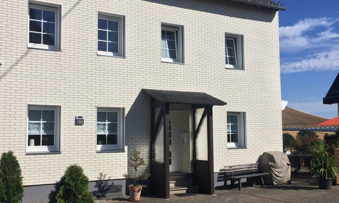 Lieg House | Cottage Wine Family friendly 2-10 people