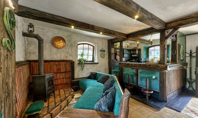 Lwowek Slaski Cottage | Cottage With Sauna, Pub & Terrace By The River Nestled In Nature